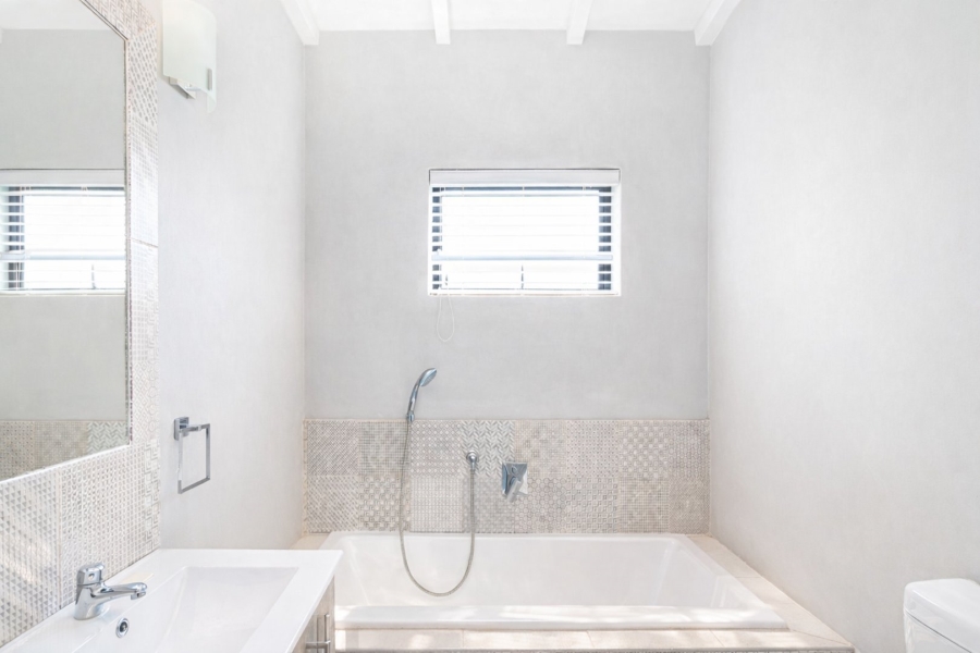 7 Bedroom Property for Sale in Melodie North West